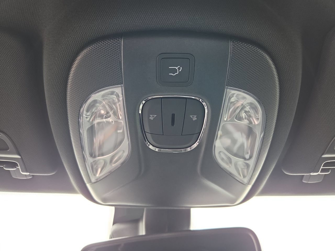 New 2026 Jeep Compass Latitude AWD/4WD image 22