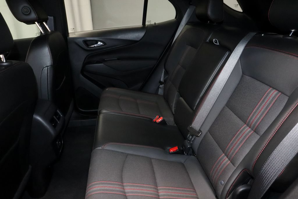 Used 2023 Chevrolet Equinox RS AWD/4WD image 21