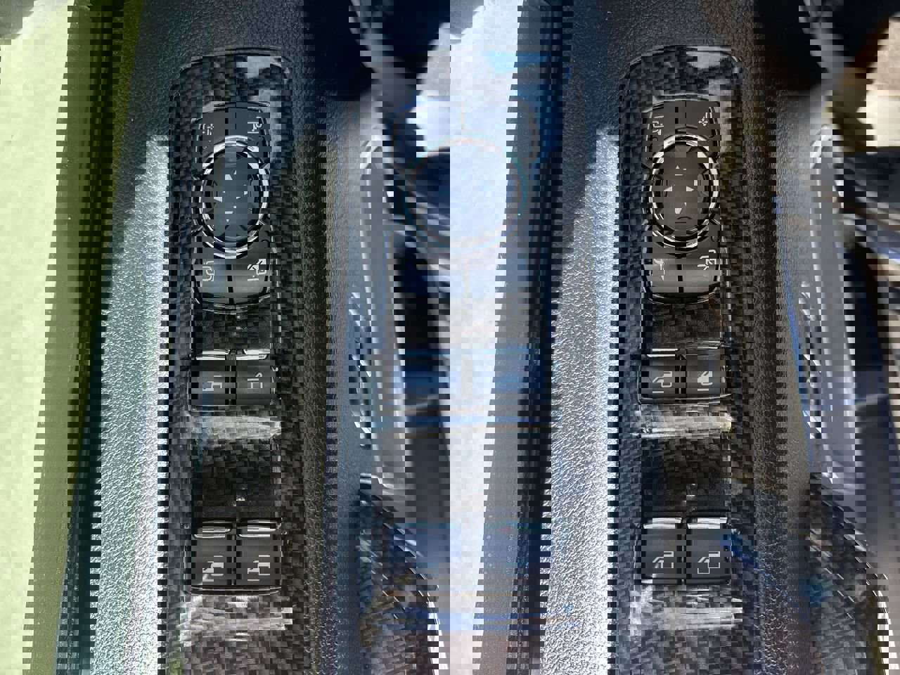 Used 2019 Ford F150 Lariat w/ Equipment Group 502A Luxury image 16