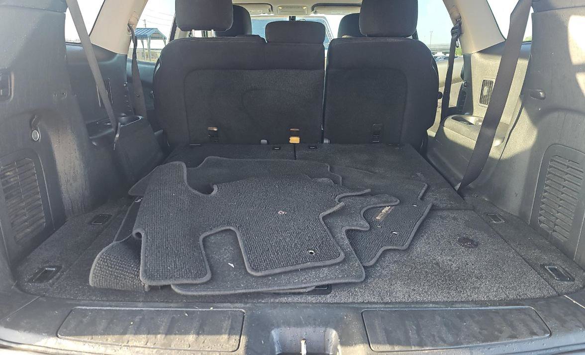 Used 2013 Nissan Pathfinder SV w/ Cargo Pkg image 14