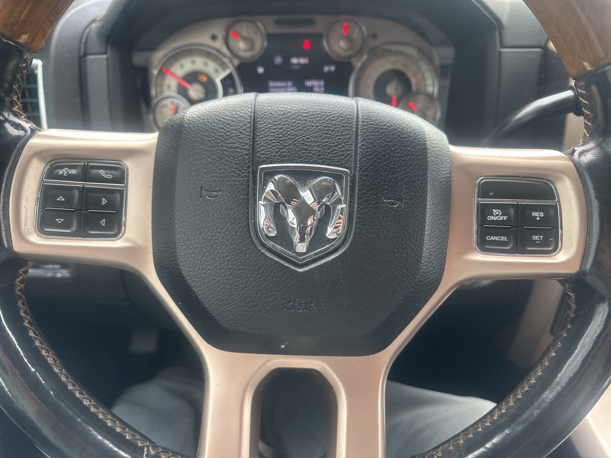 Used 2015 RAM 3500 Laramie Longhorn image 24