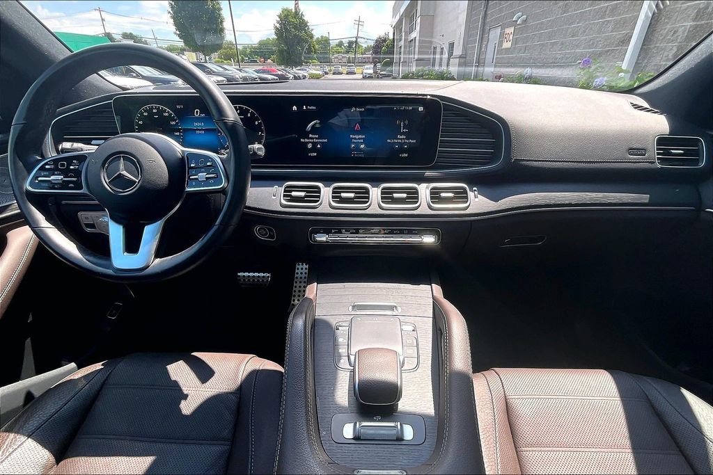Certified 2023 Mercedes-Benz GLS 450 4MATIC image 15