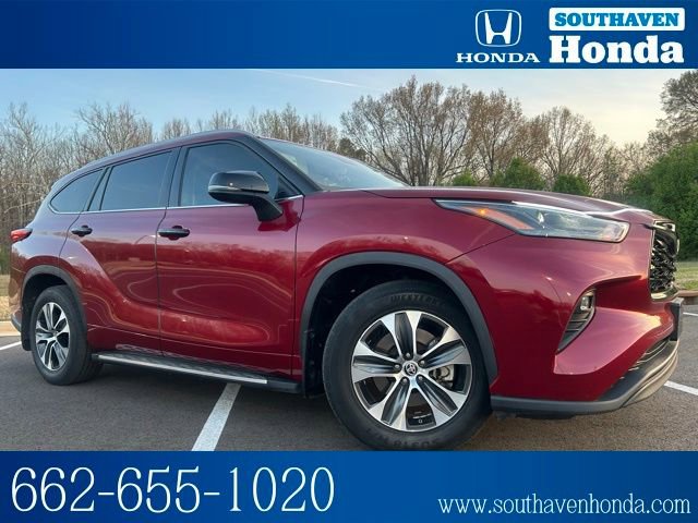 Used 2022 Toyota Highlander XLE image 1