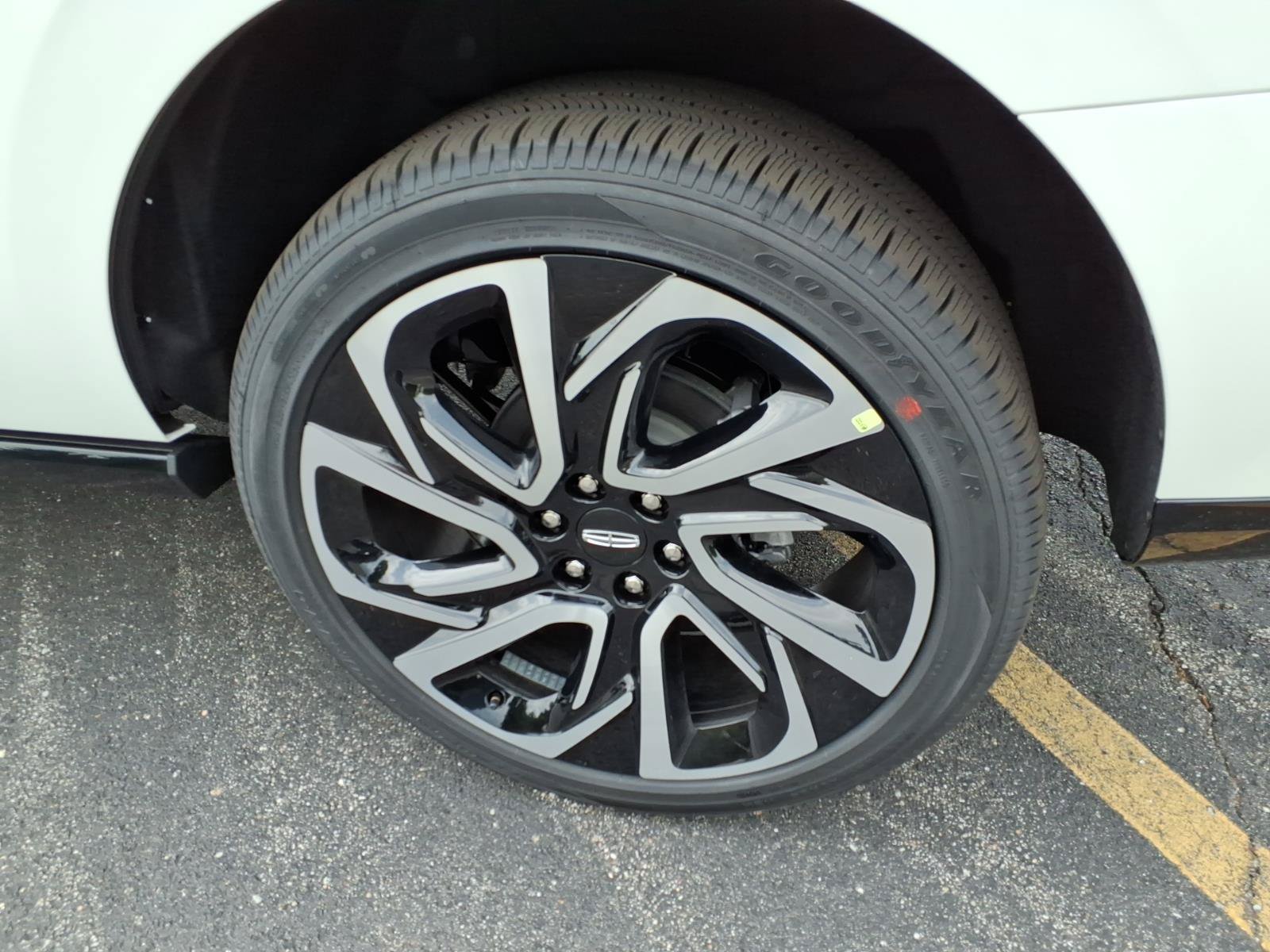 New 2027 Lincoln Navigator Reserve AWD/4WD image 11