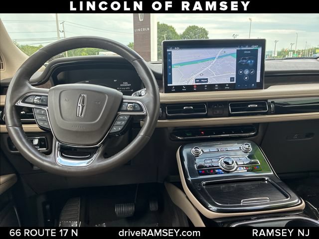 Used 2022 Lincoln Nautilus Reserve AWD/4WD image 24