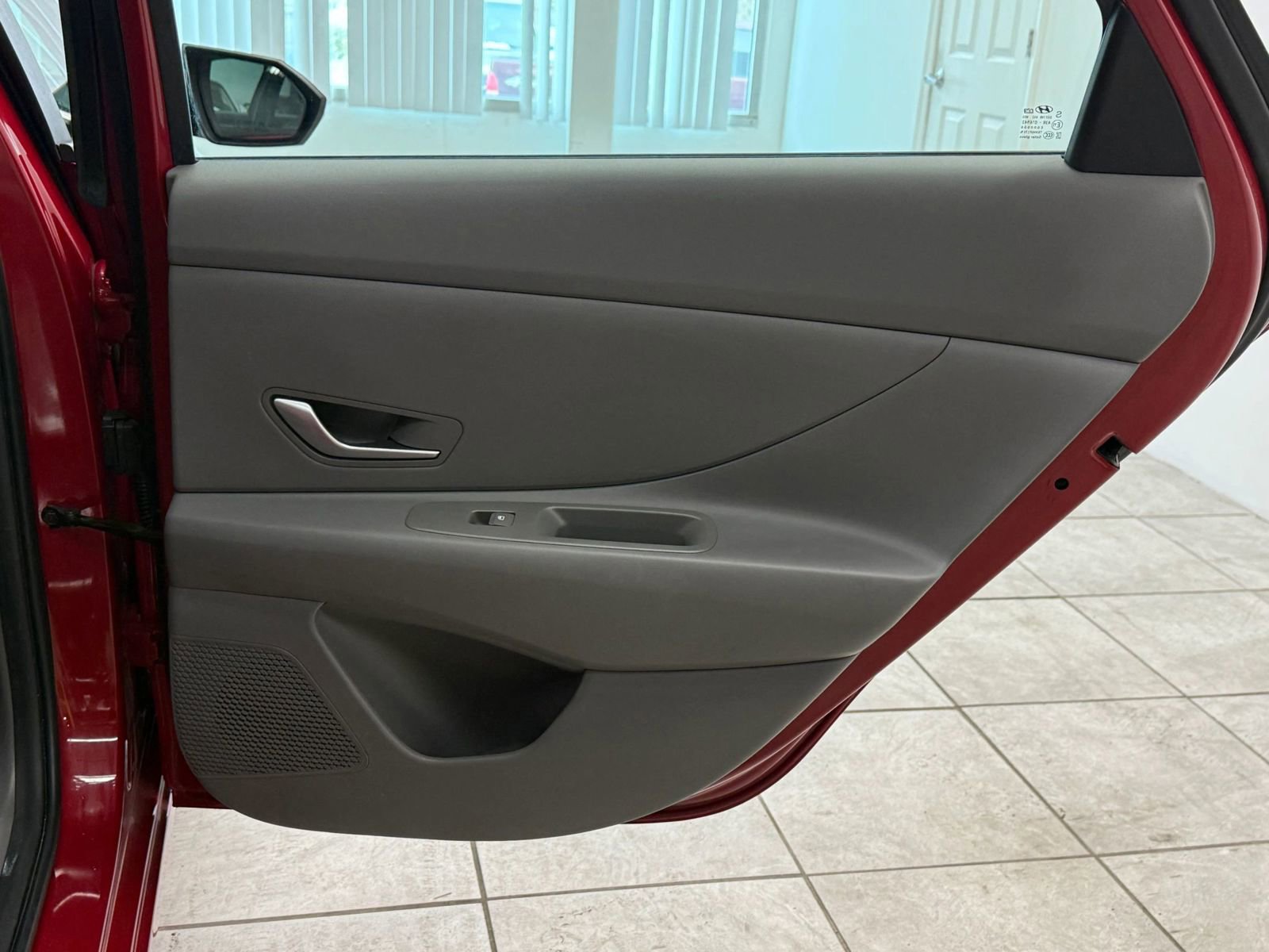 Used 2023 Hyundai Elantra SEL image 19