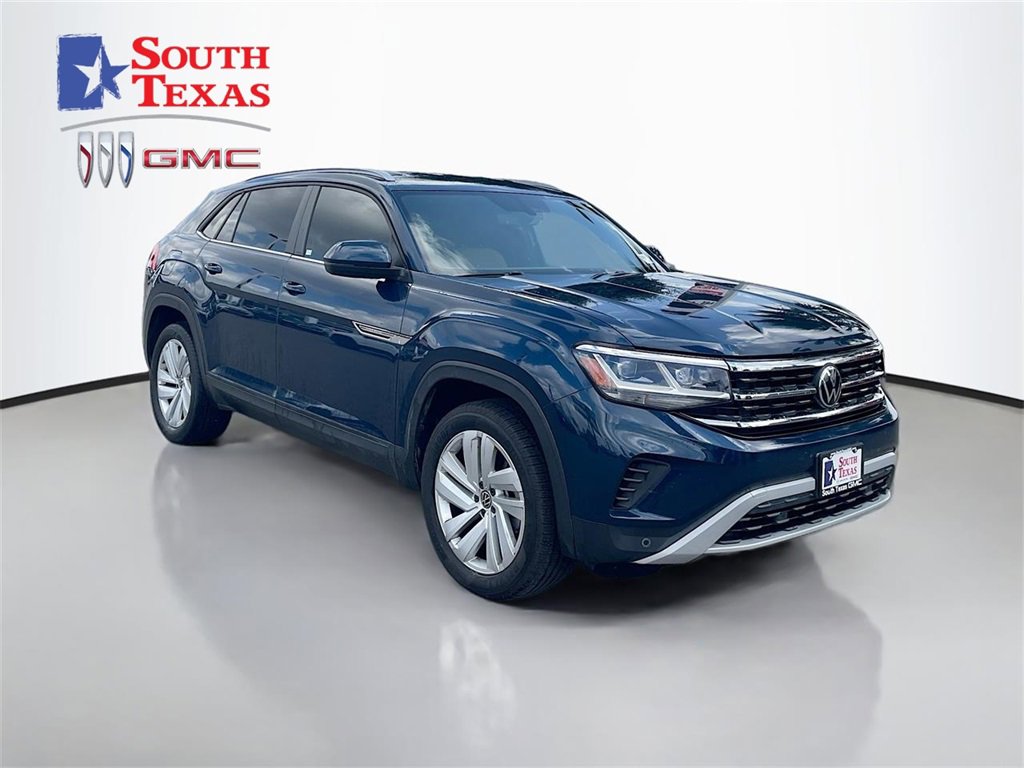 Used 2022 Volkswagen Atlas Cross Sport SE image 1