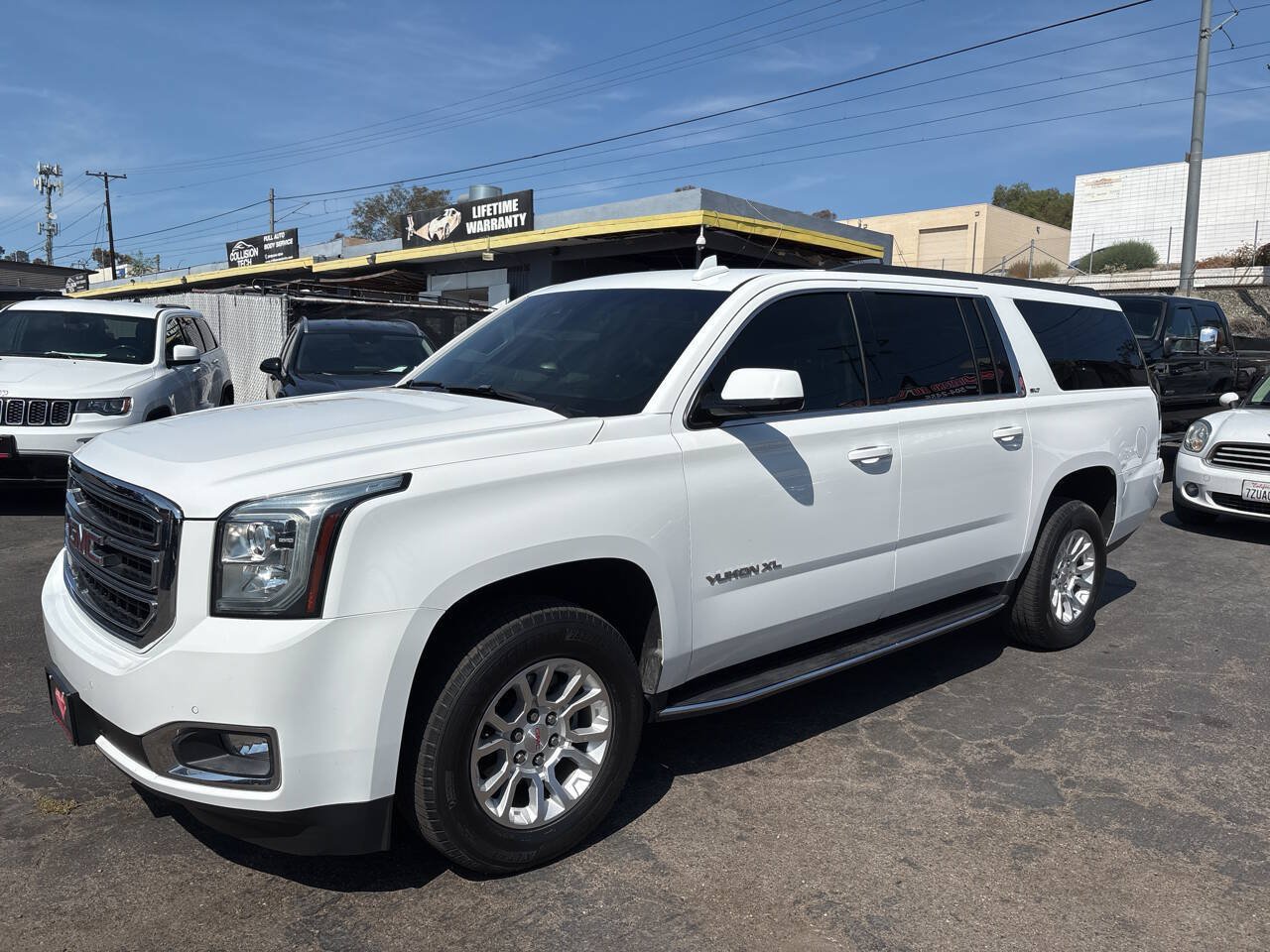 Used 2019 GMC Yukon XL SLT w/ HD Trailering Package RWD image 13