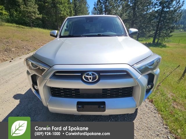 Used 2021 Toyota 4Runner SR5 AWD/4WD image 9