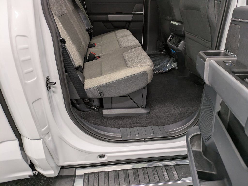 Used 2025 Ford F150 XLT w/ Equipment Group 302A MID image 26