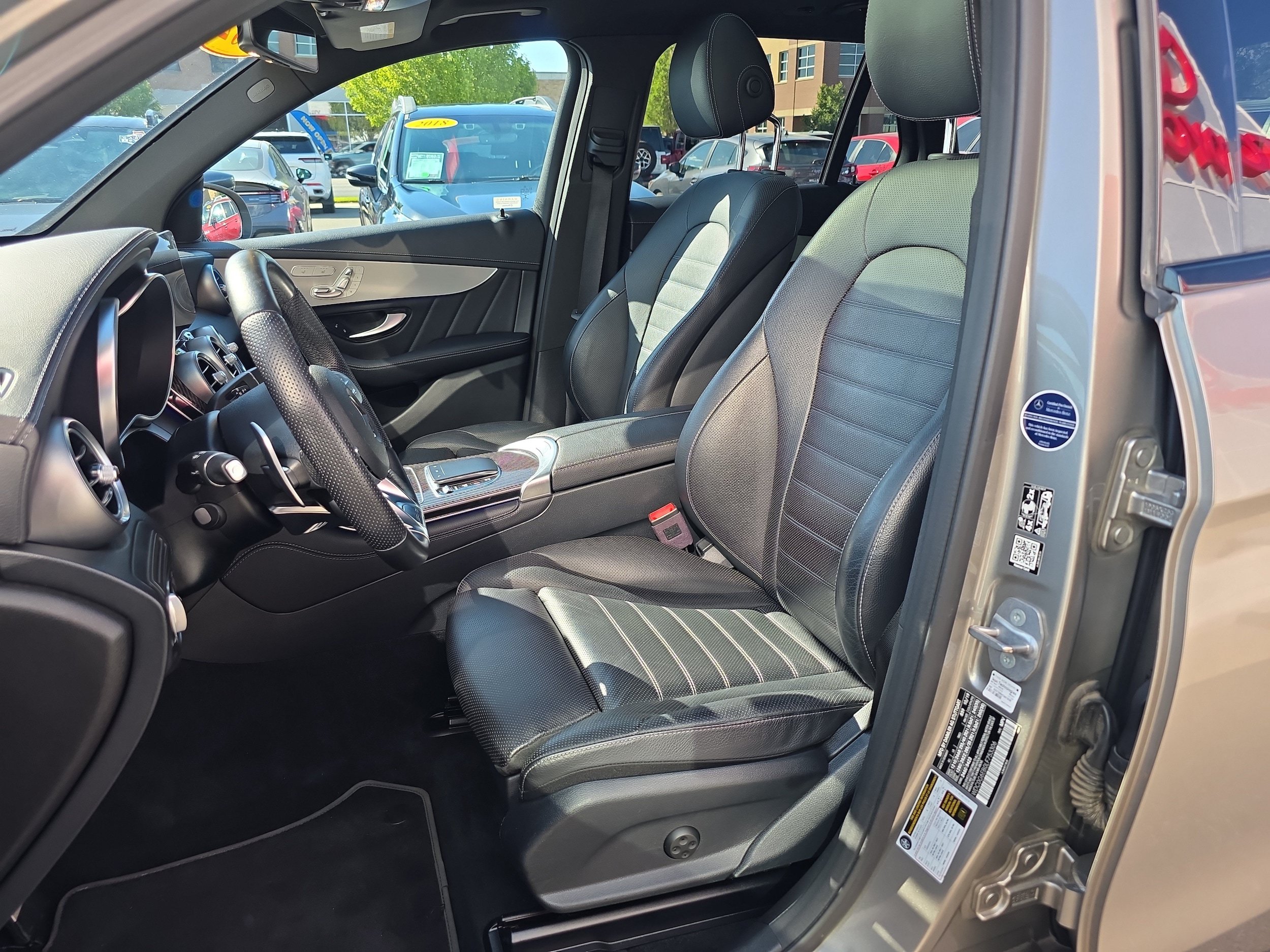 Used 2020 Mercedes-Benz GLC 43 AMG 4MATIC w/ Driver Assistance Package image 9