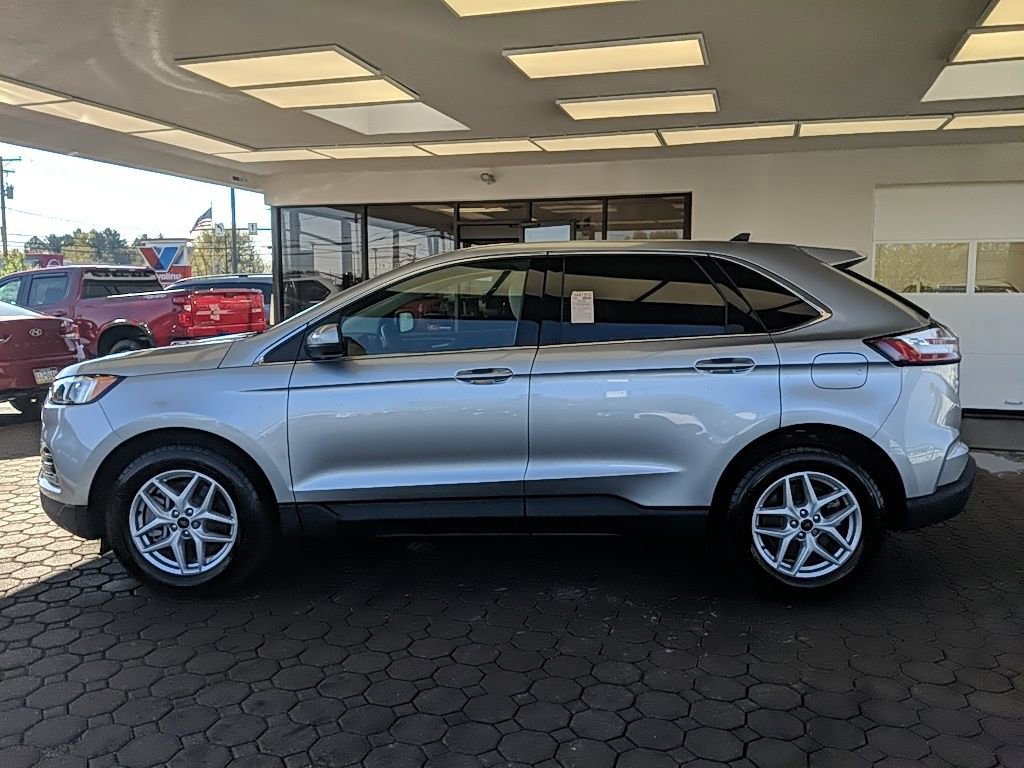Used 2024 Ford Edge SEL w/ Convenience Package image 10