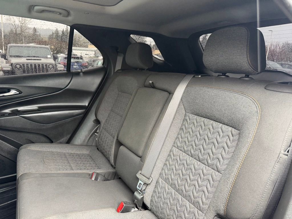 Used 2022 Chevrolet Equinox LT image 30