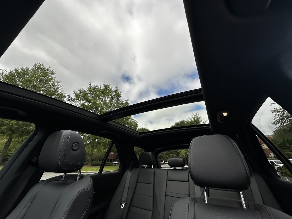Certified 2025 Mercedes-Benz GLE 450e 4MATIC image 33