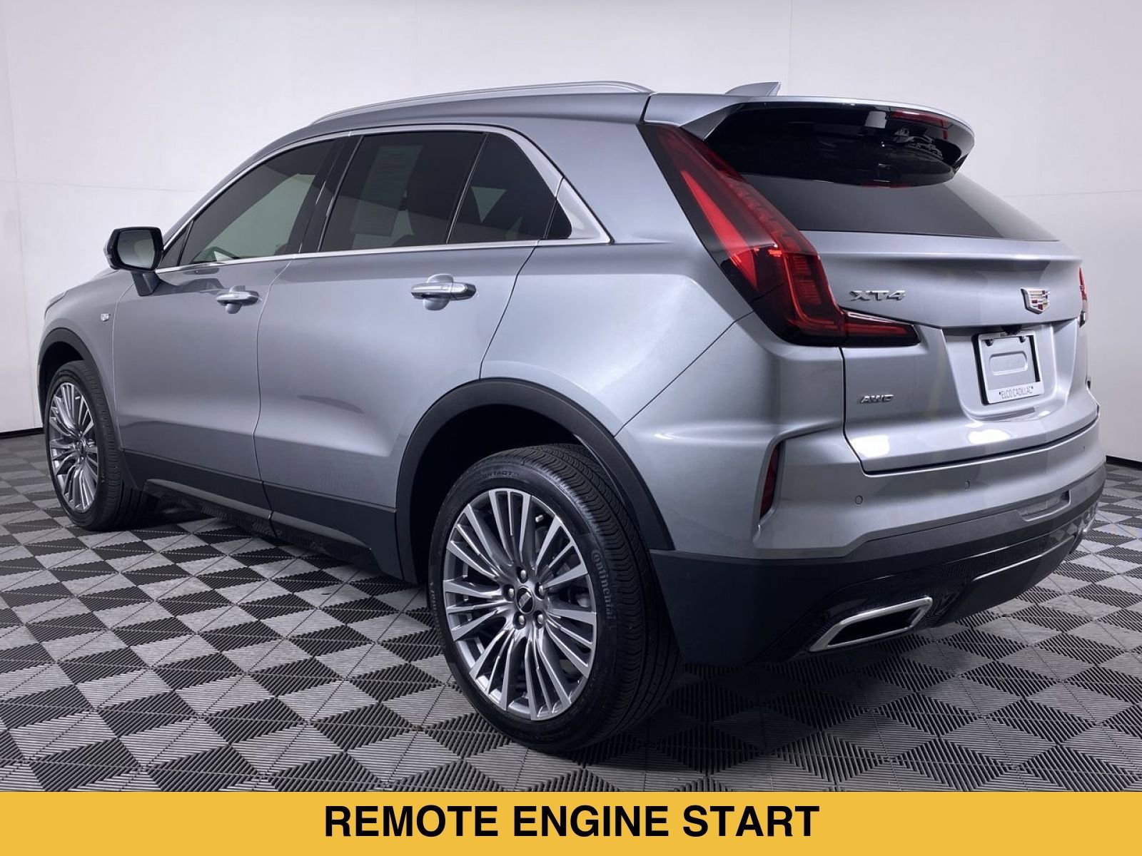 Certified 2024 Cadillac XT4 Premium Luxury w/ Active Safety Package AWD/4WD image 18