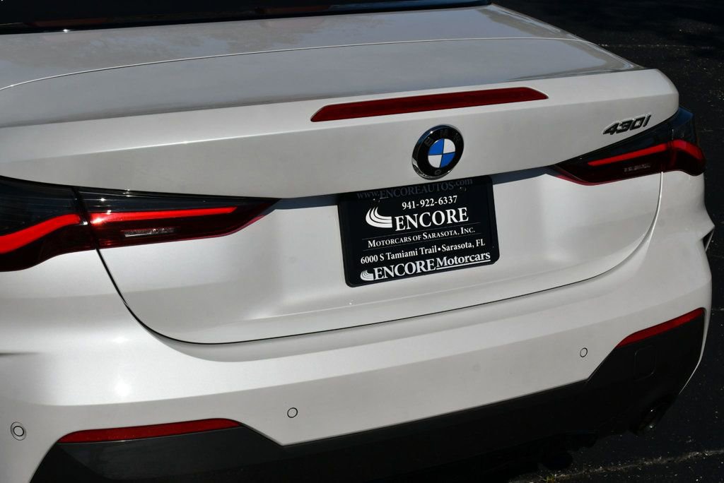 Used 2022 BMW 430i Convertible w/ M Sport Package image 10