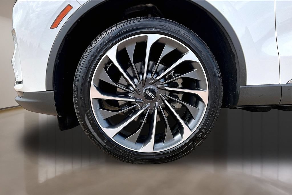 Used 2025 Lincoln Aviator Reserve w/ Equipment Group 201A AWD/4WD image 8