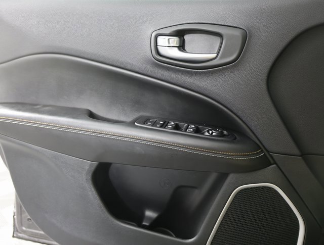 Used 2020 Jeep Compass Latitude image 26