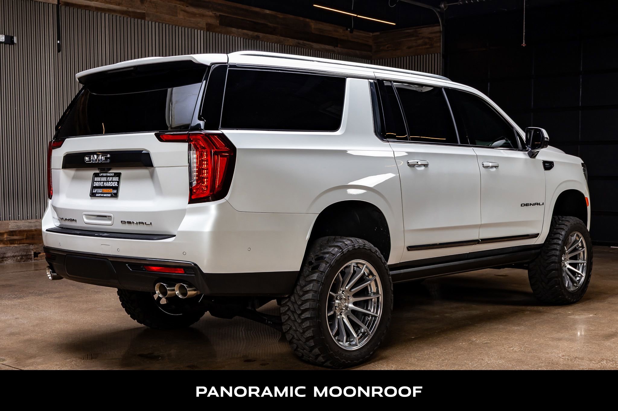 Used 2023 GMC Yukon XL Denali Ultimate image 9