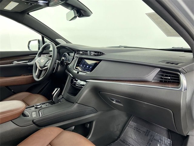 Used 2025 Cadillac XT5 Sportv image 30