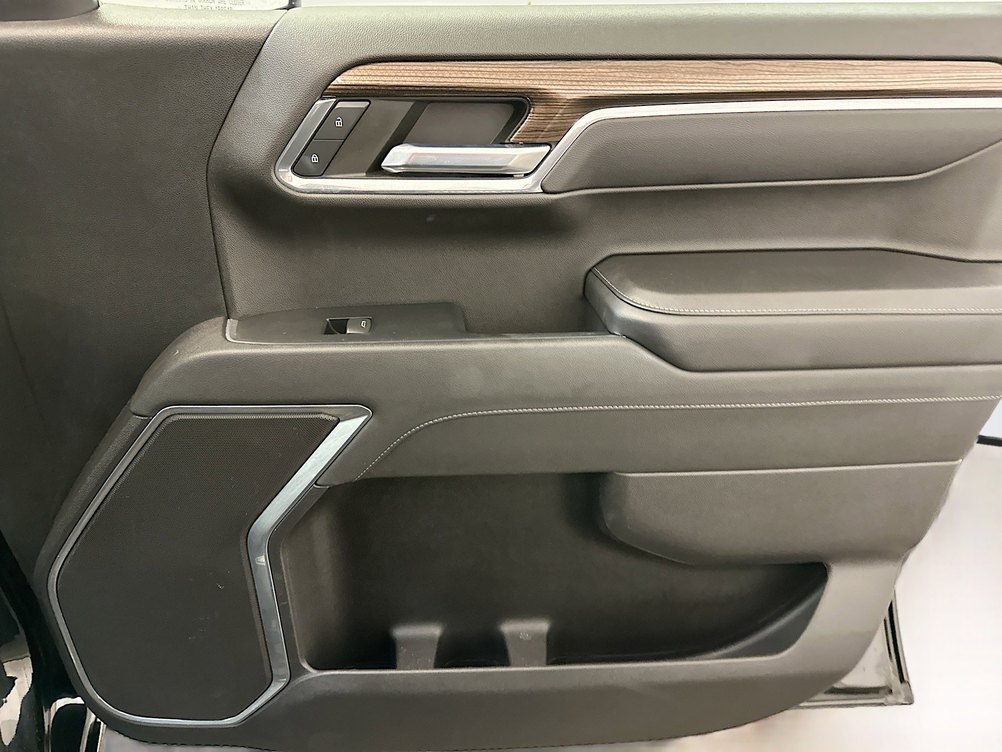 Used 2023 Chevrolet Silverado 1500 LT image 33