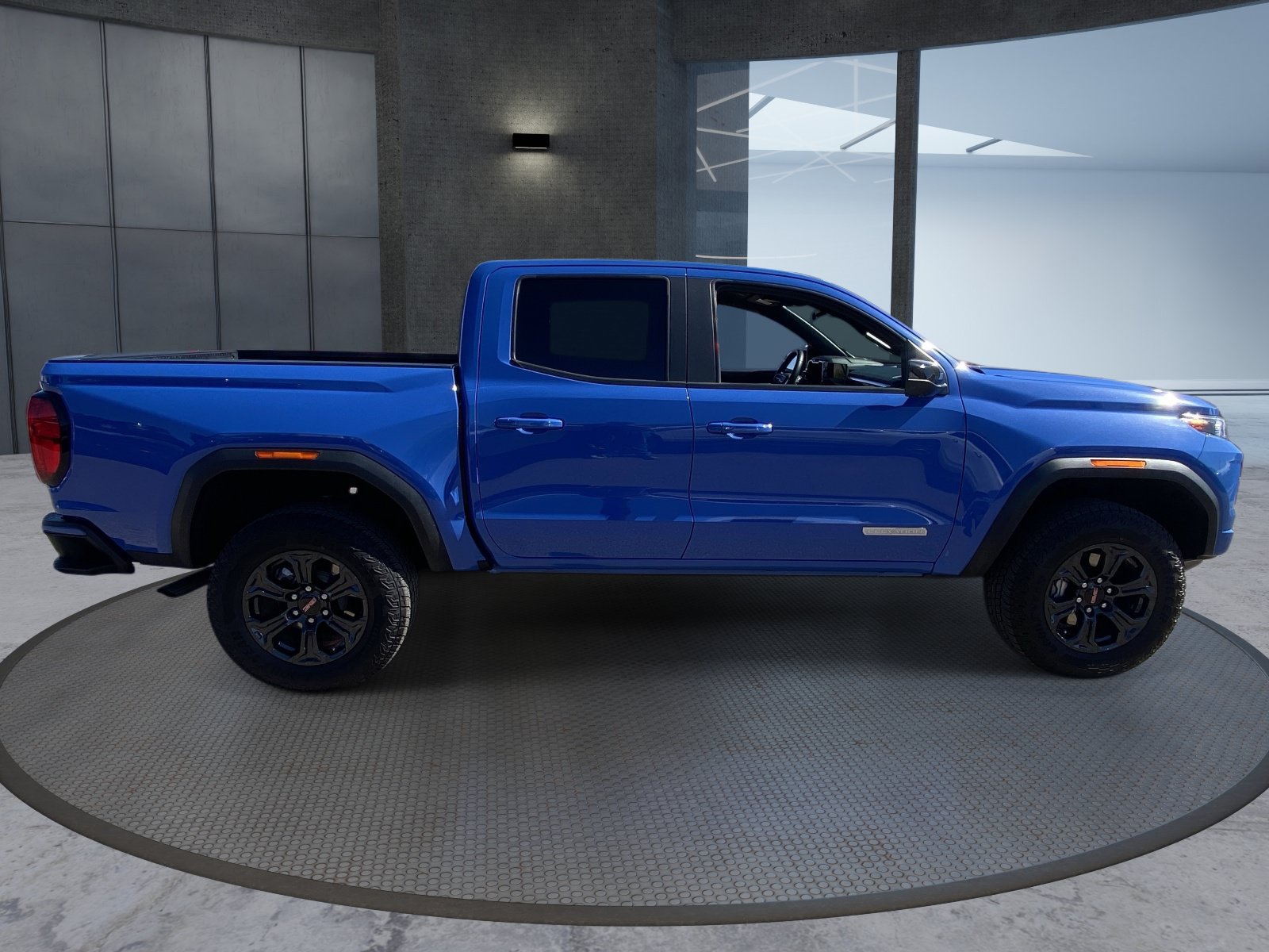 Certified 2025 GMC Canyon Elevation w/ Technology Package RWD image 6