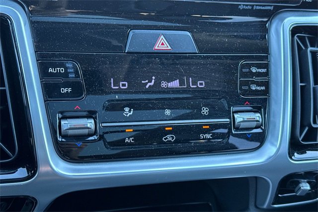 Used 2022 Kia Sorento SX Prestige image 29