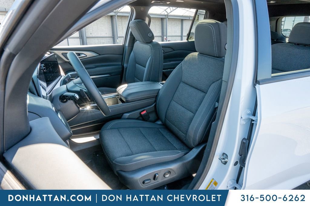 New 2026 Chevrolet Traverse LT w/ Sun and Wheel Package image 4
