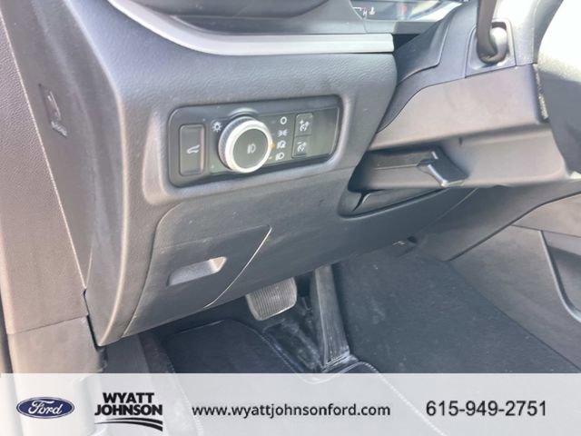 Used 2023 Ford Explorer XLT w/ Equipment Group 202A image 31