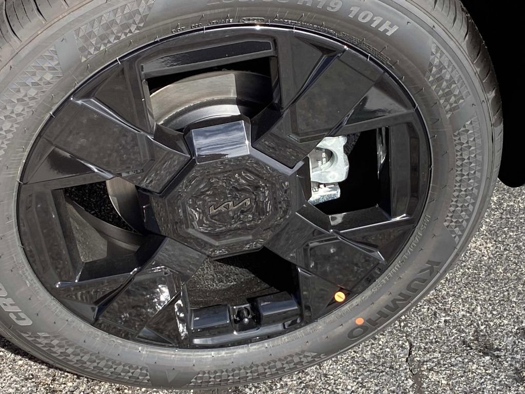 New 2026 Kia Sportage X-Line w/ X-Line Technology Package image 6