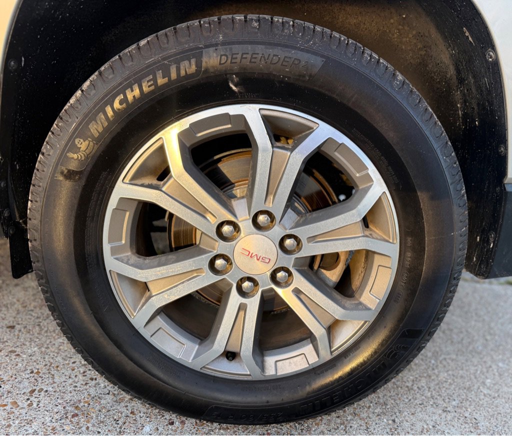 Used 2016 GMC Acadia SLT w/ Open Road Package FWD image 29