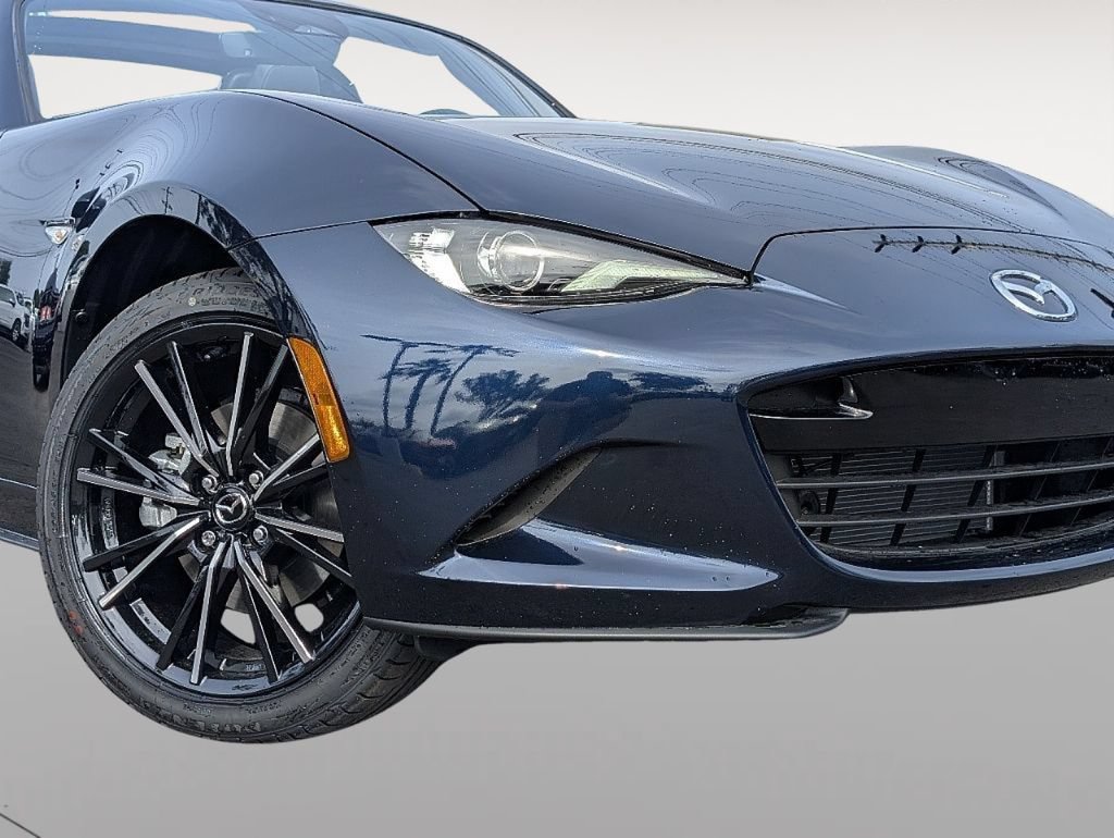 New 2026 MAZDA MX-5 Miata RF Grand Touring RWD image 6