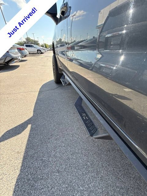 Used 2021 Chevrolet Silverado 1500 RST w/ Z71 Off-Road Package AWD/4WD image 13