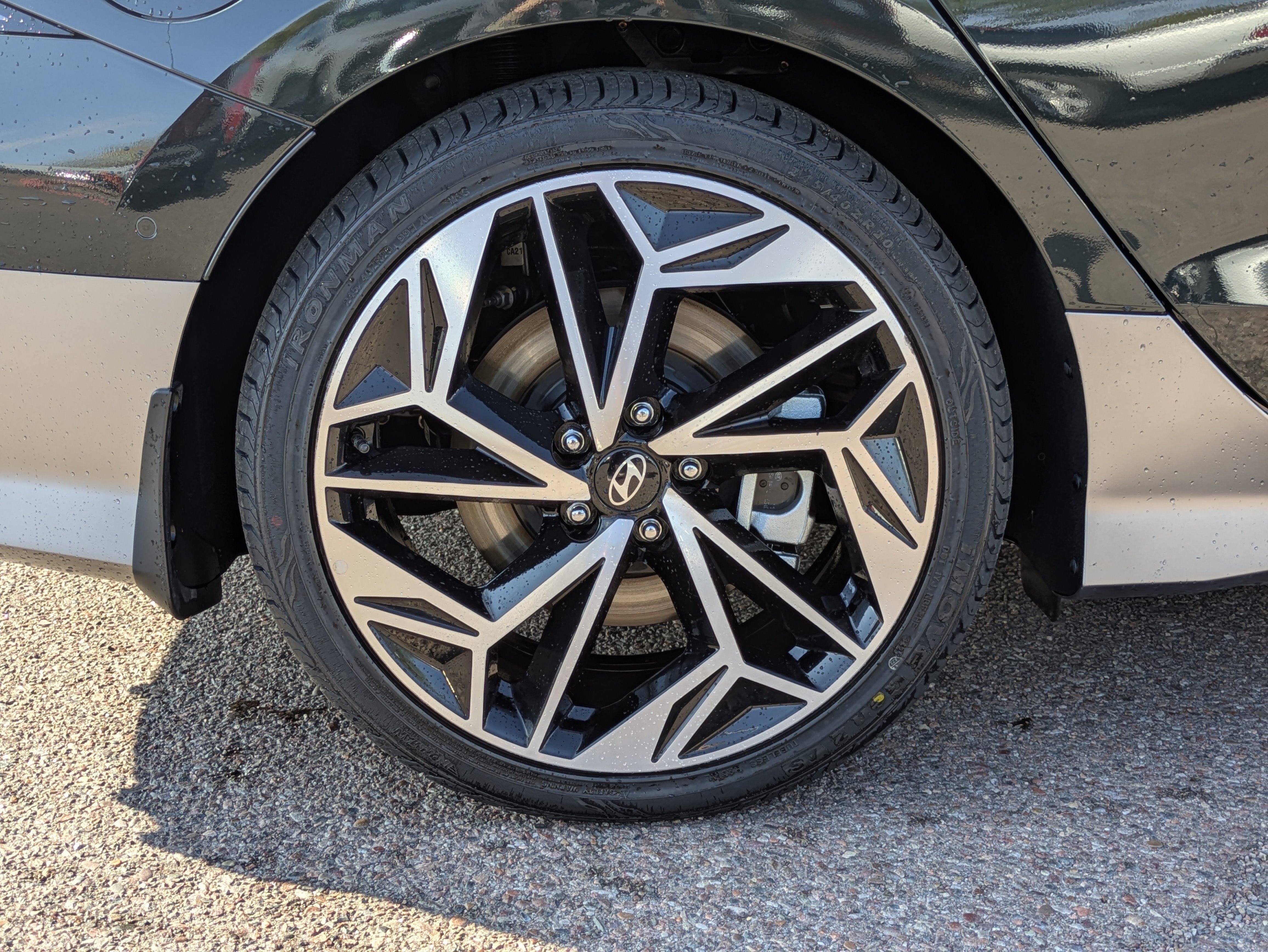 Certified 2023 Hyundai Ioniq 6 Limited image 9