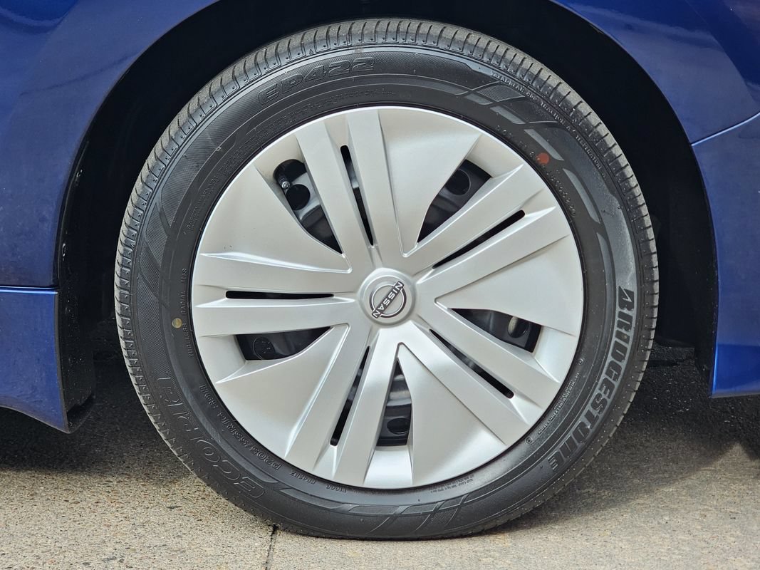 Used 2025 Nissan Leaf S FWD image 29