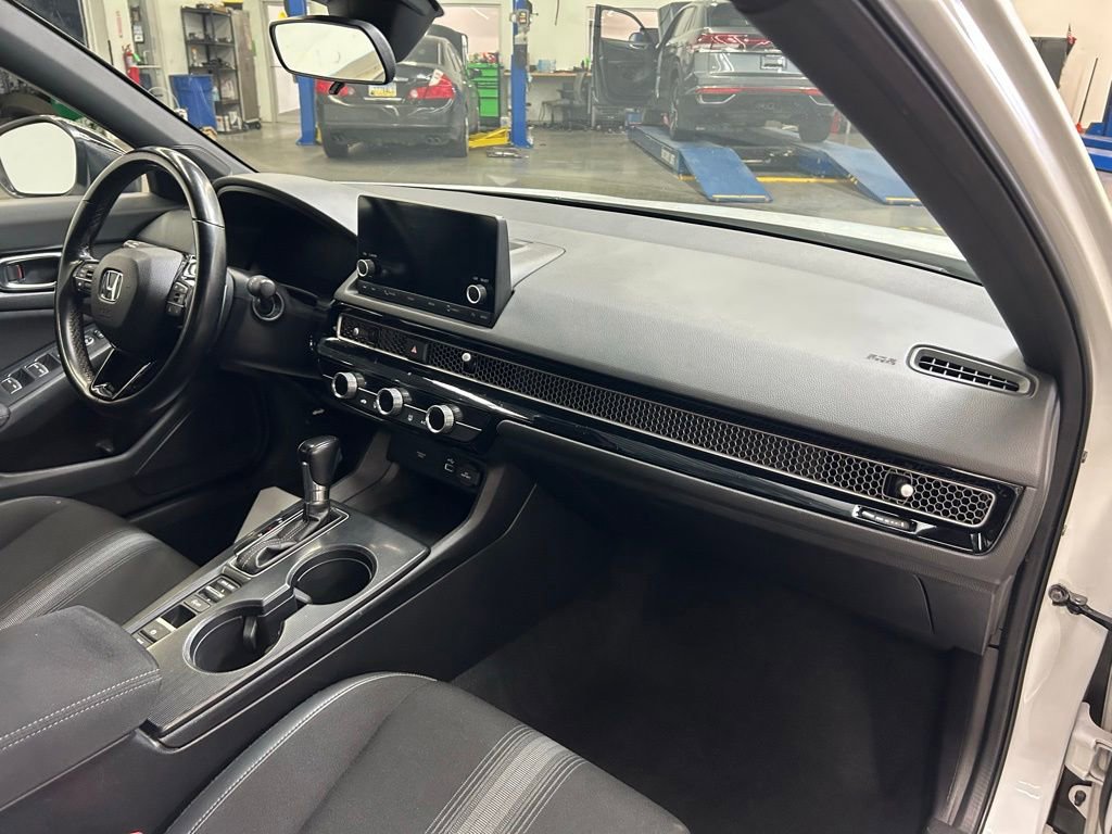 Used 2022 Honda Civic Sport image 17