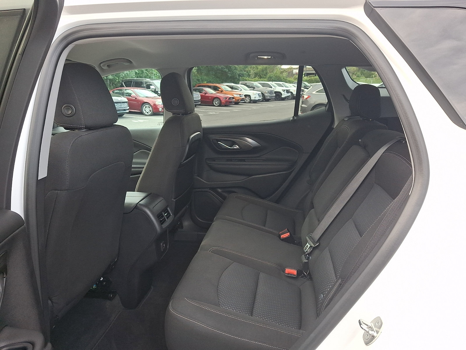 Certified 2023 GMC Terrain SLE w/ Driver Convenience Package AWD/4WD image 10
