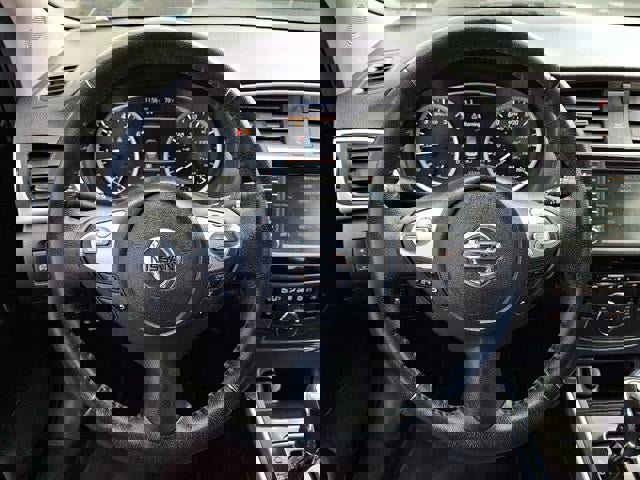 Used 2019 Nissan Sentra SR w/ Premium Package (SR) image 20