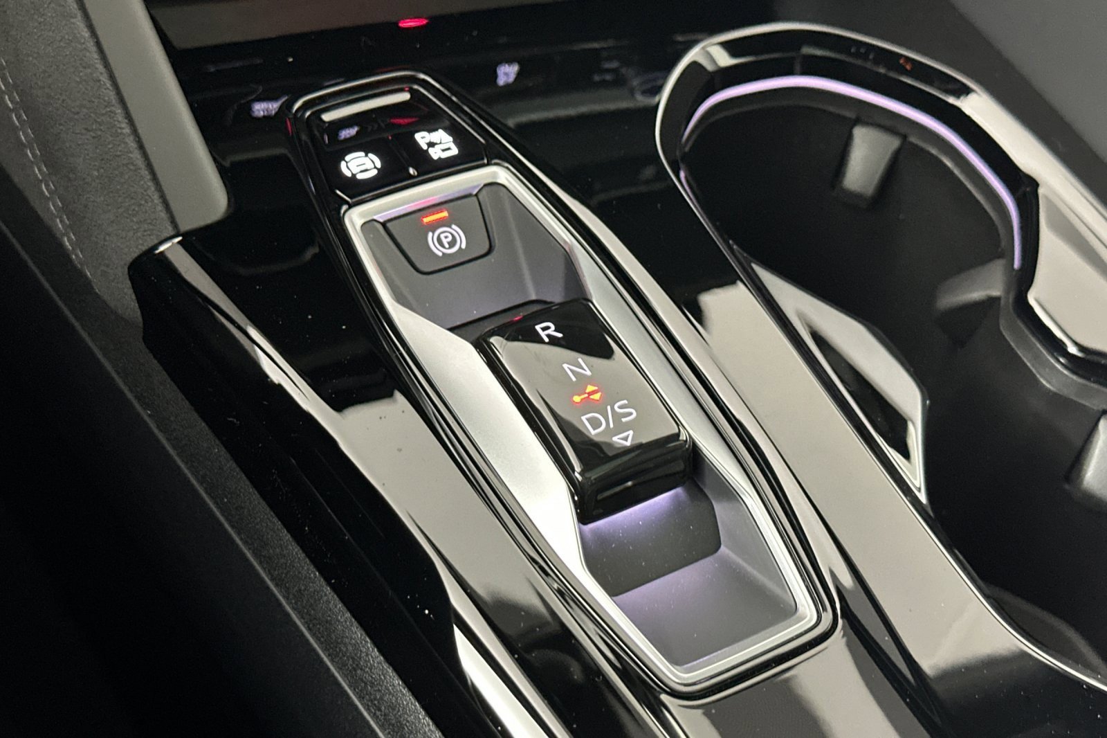 New 2025 Audi SQ5 Premium Plus image 21