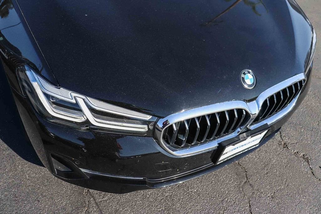 Certified 2023 BMW 530i w/ Convenience Package image 10