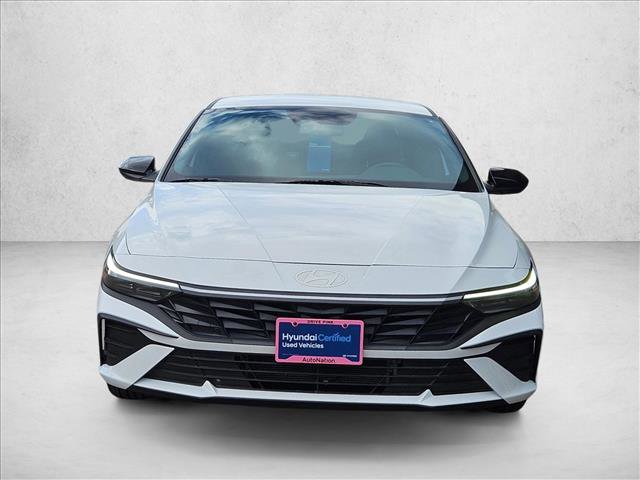 Certified 2025 Hyundai Elantra SEL image 2