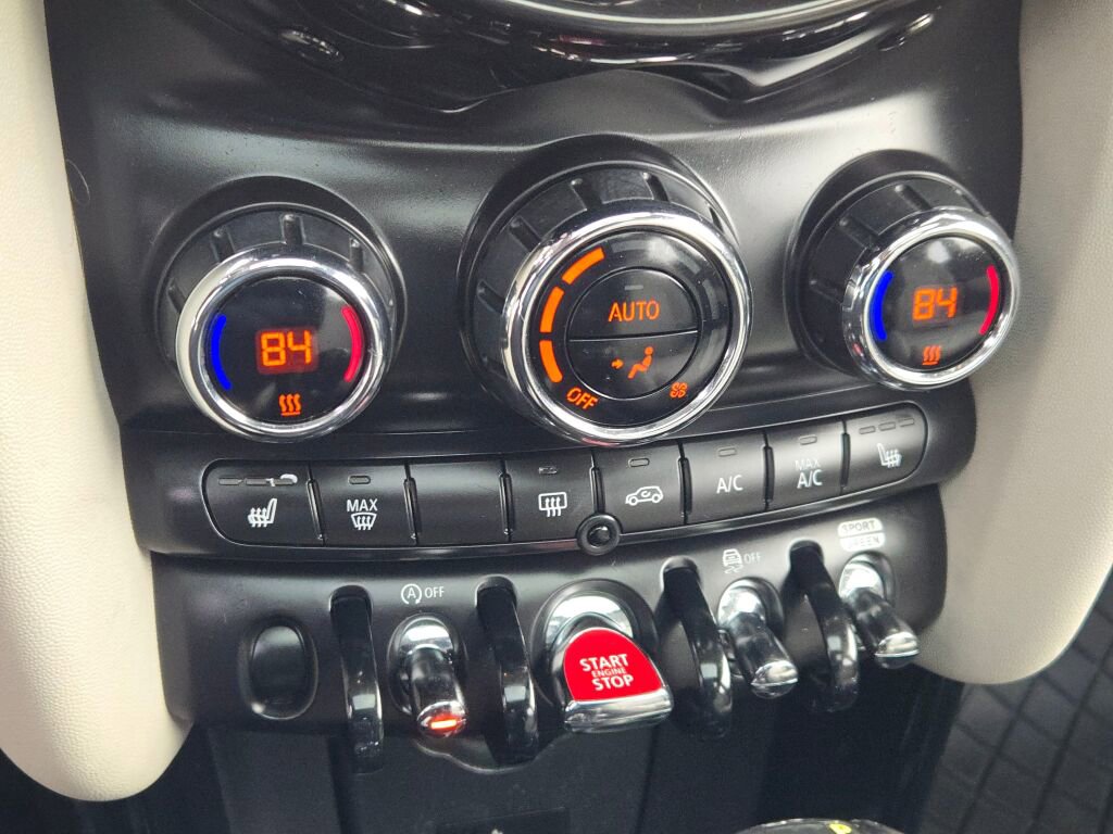 Used 2019 MINI Cooper S w/ Signature Upholstery Package image 27