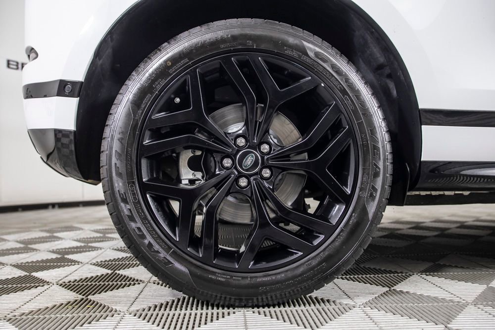 Used 2020 Land Rover Range Rover Evoque R-Dynamic HSE image 44