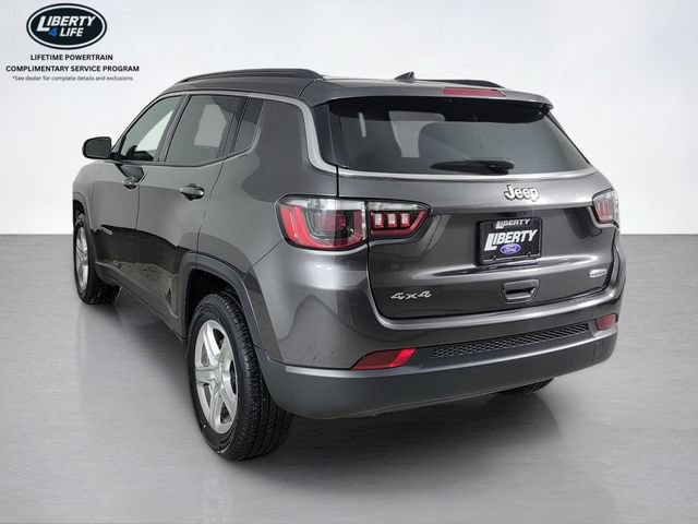Used 2023 Jeep Compass Latitude w/ Convenience Group AWD/4WD image 5