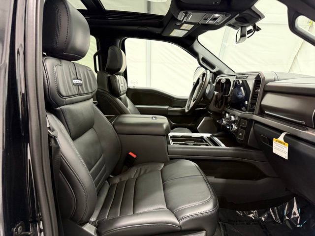 Used 2026 Ford F450 Platinum w/ FX4 Off-Road Package image 21