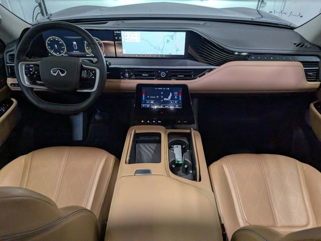 Used 2025 INFINITI QX80 Sensory image 13