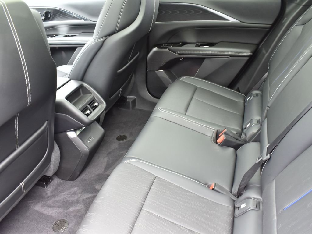 Certified 2024 Cadillac Lyriq Sport image 23