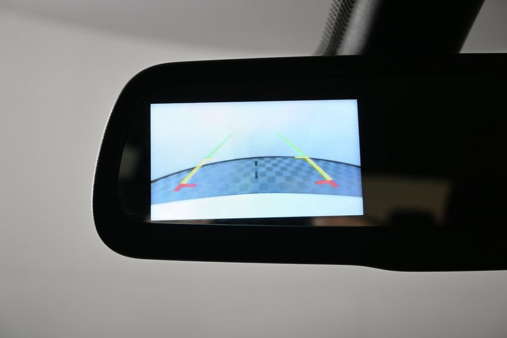 Used 2020 Dodge Journey SE w/ Blacktop Package FWD image 26