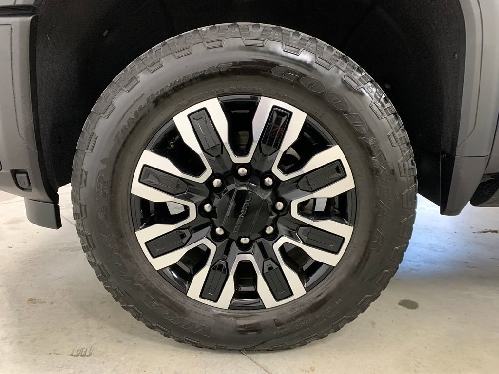 Used 2024 GMC Sierra 3500 Denali Ultimate image 18