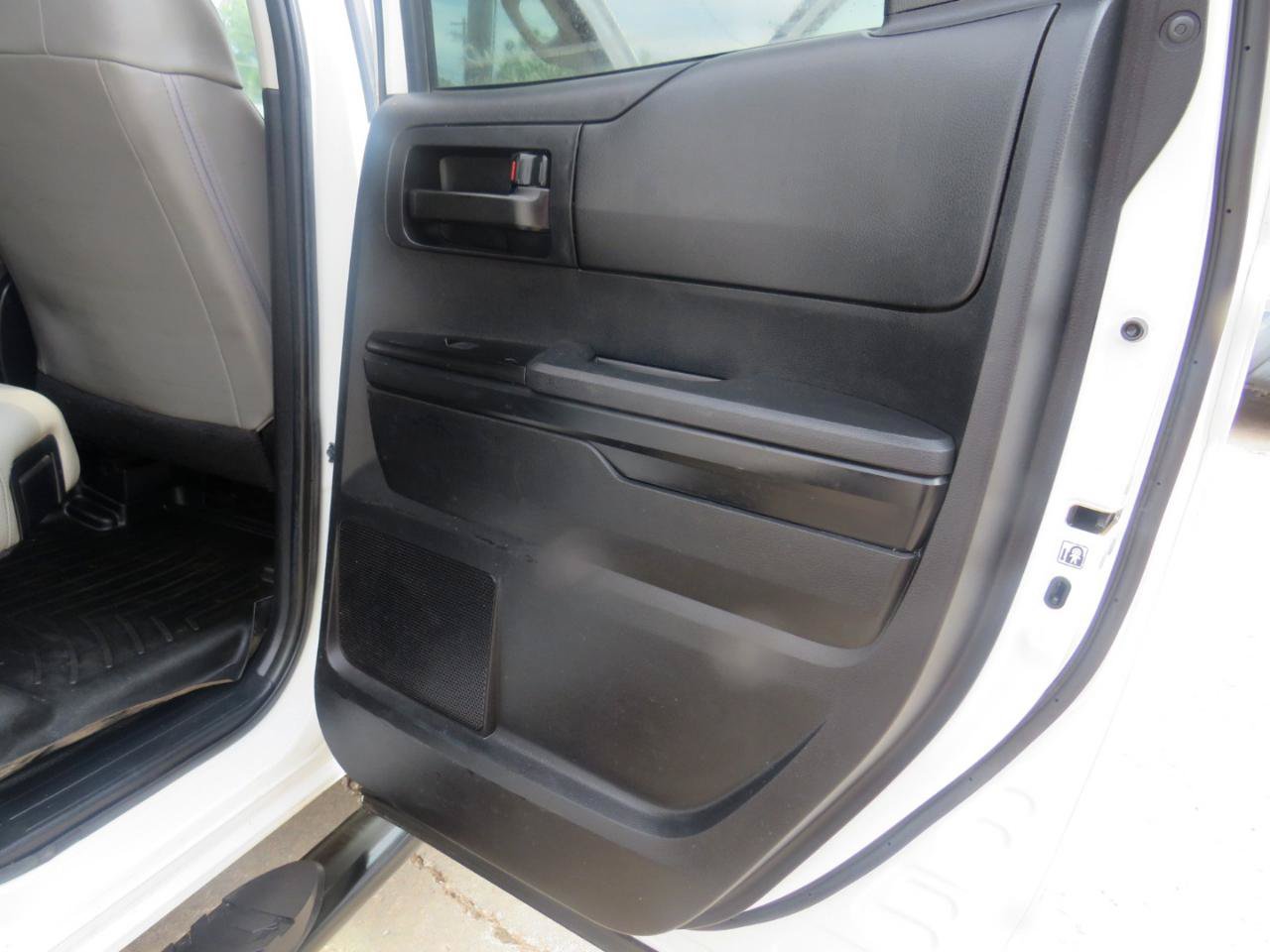 Used 2020 Toyota Tundra SR AWD/4WD image 19